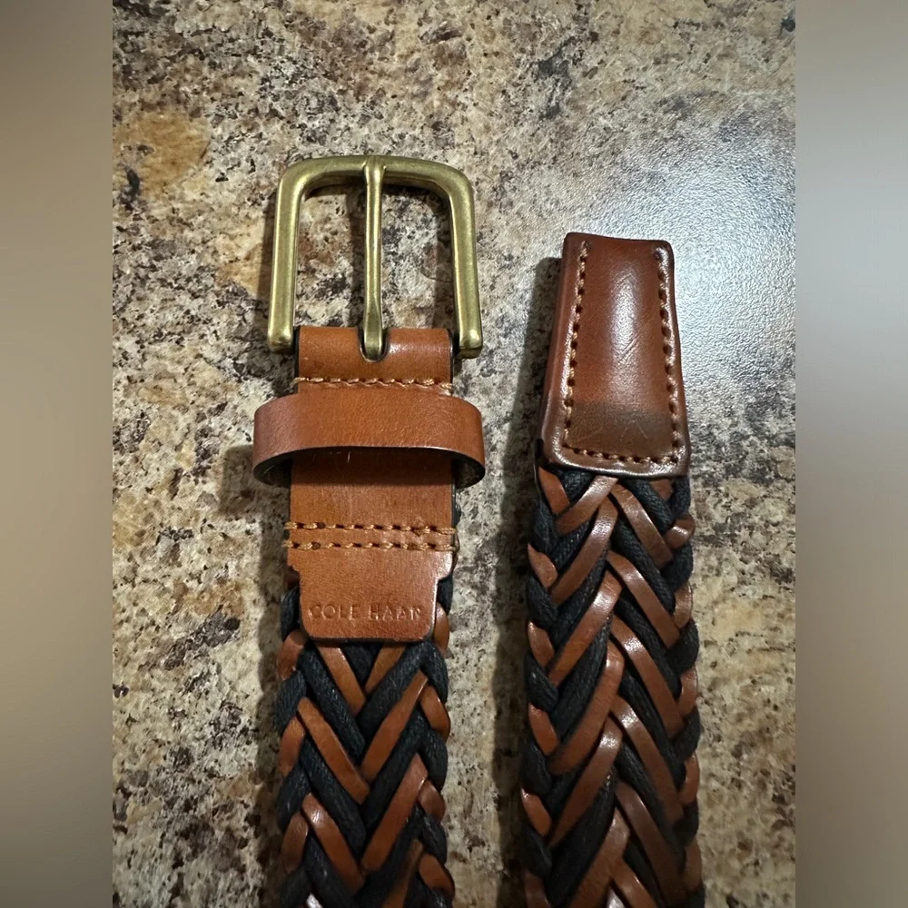 Cole Hann Two-tone Leather Men’s Belt Size S